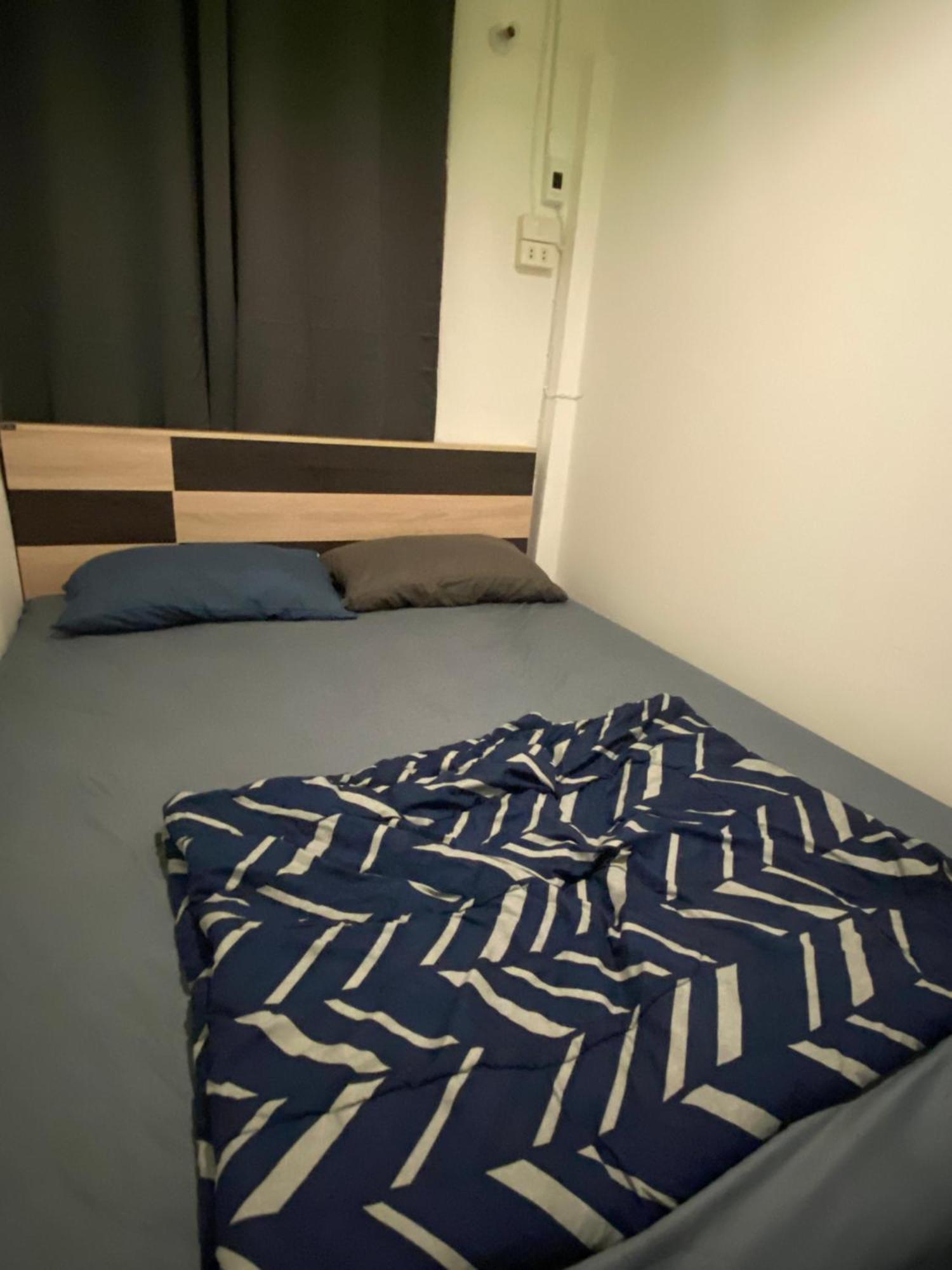 Sleep Break Hostel Sathon Bangkok Kültér fotó